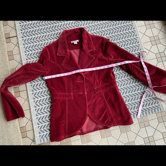 Dark red velvet blazer - Picture 8 of 9